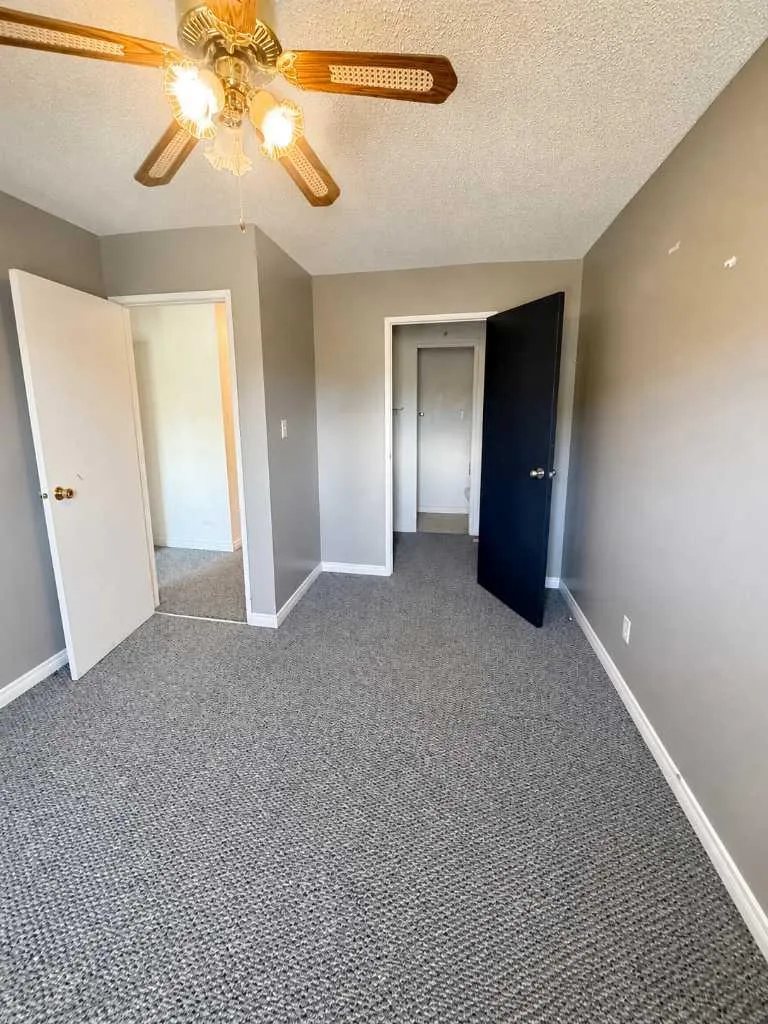 9309 103 Avenue Grande Prairie AB T8V 1E1
