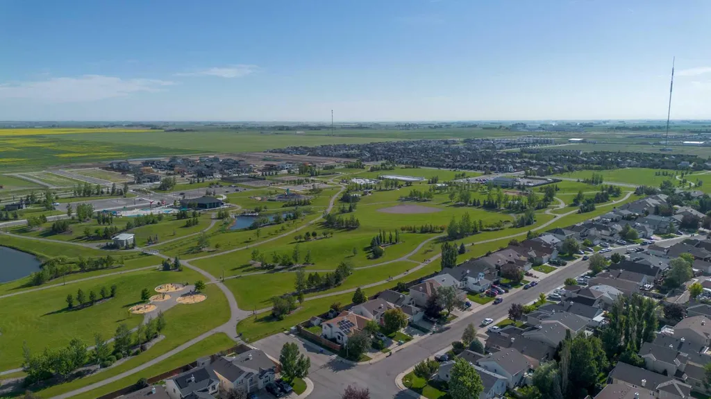 187 Cougar Way N Lethbridge AB T1H 6P4