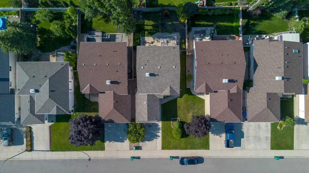 187 Cougar Way N Lethbridge AB T1H 6P4