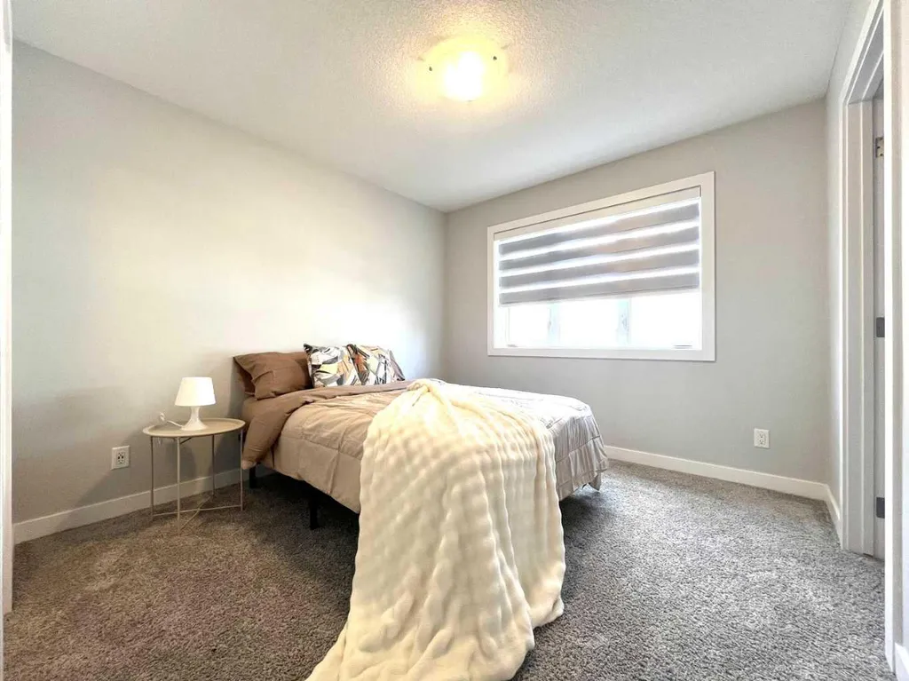 734 Sage Hill Grove NW Calgary AB T3R 2A2