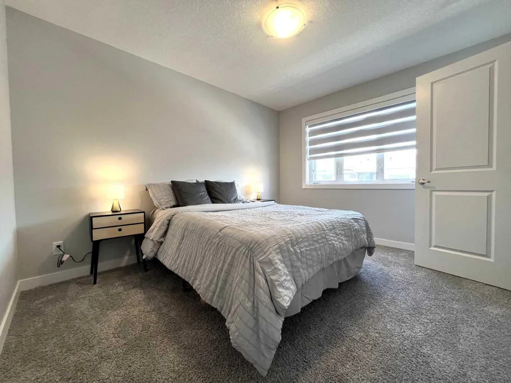 734 Sage Hill Grove NW Calgary AB T3R 2A2