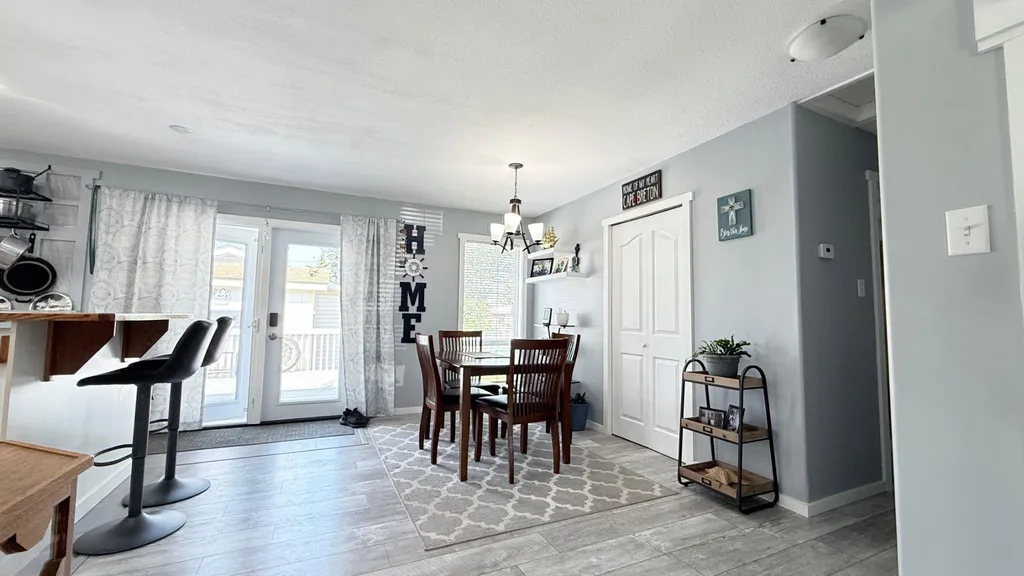 90 4 Street E Lashburn SK S0M 1H0
