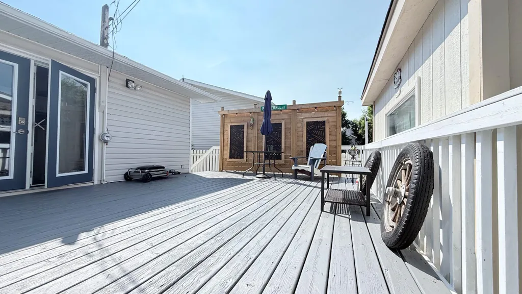 90 4 Street E Lashburn SK S0M 1H0