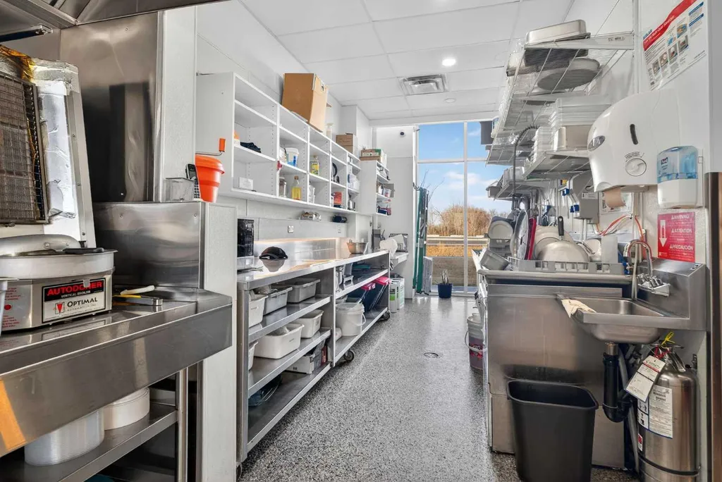 1115 St Albert Trail St. Albert AB T8N 7X6