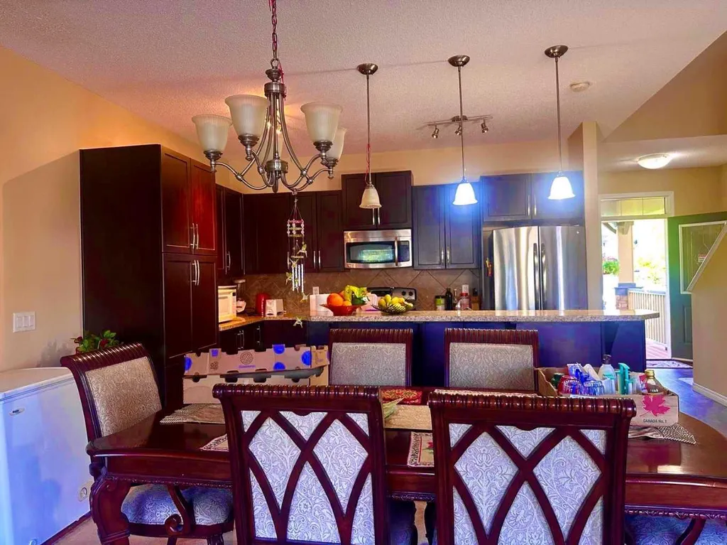 31 Skyview Springs Rise NE Calgary AB T3N 0B2