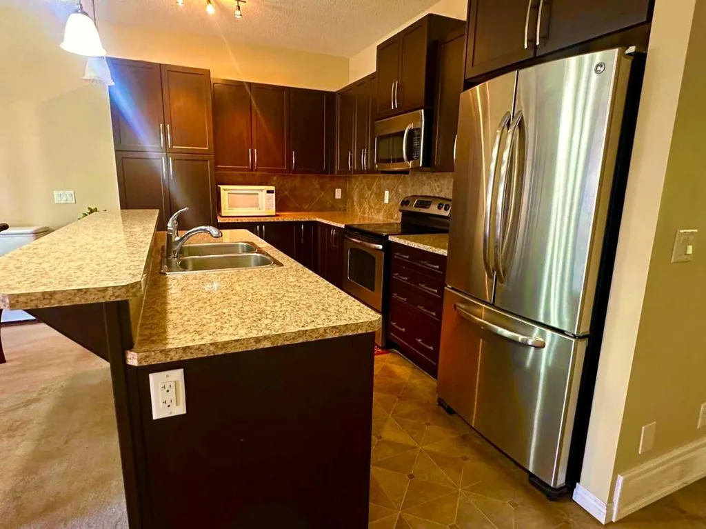 31 Skyview Springs Rise NE Calgary AB T3N 0B2