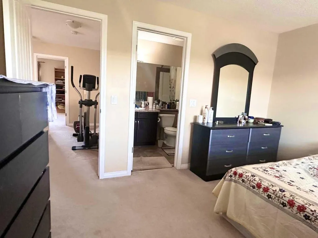 31 Skyview Springs Rise NE Calgary AB T3N 0B2