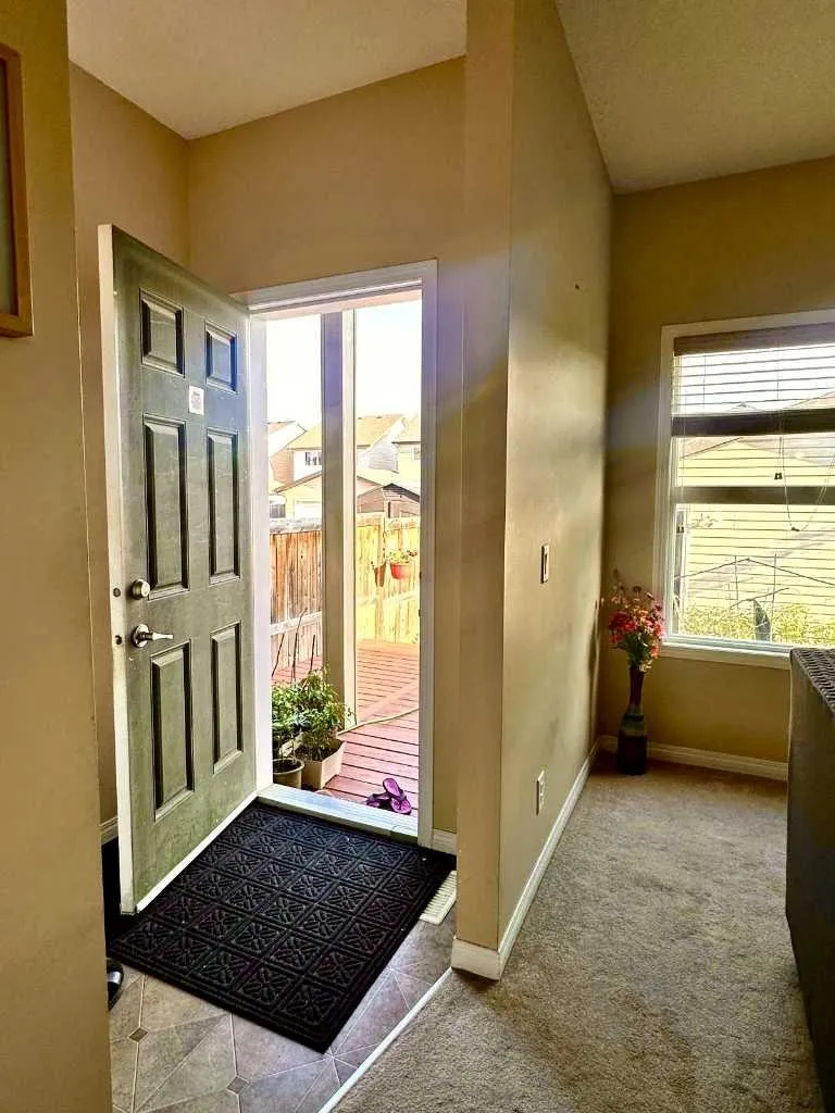 31 Skyview Springs Rise NE Calgary AB T3N 0B2