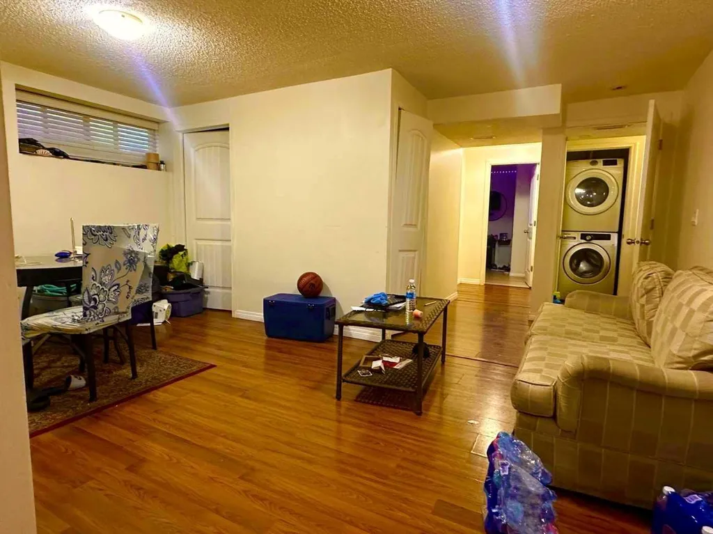 31 Skyview Springs Rise NE Calgary AB T3N 0B2
