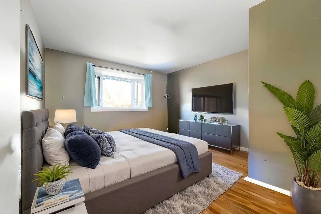 48 Franklin Drive SE Calgary AB T2H0T9