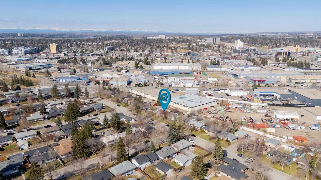 48 Franklin Drive SE Calgary AB T2H0T9