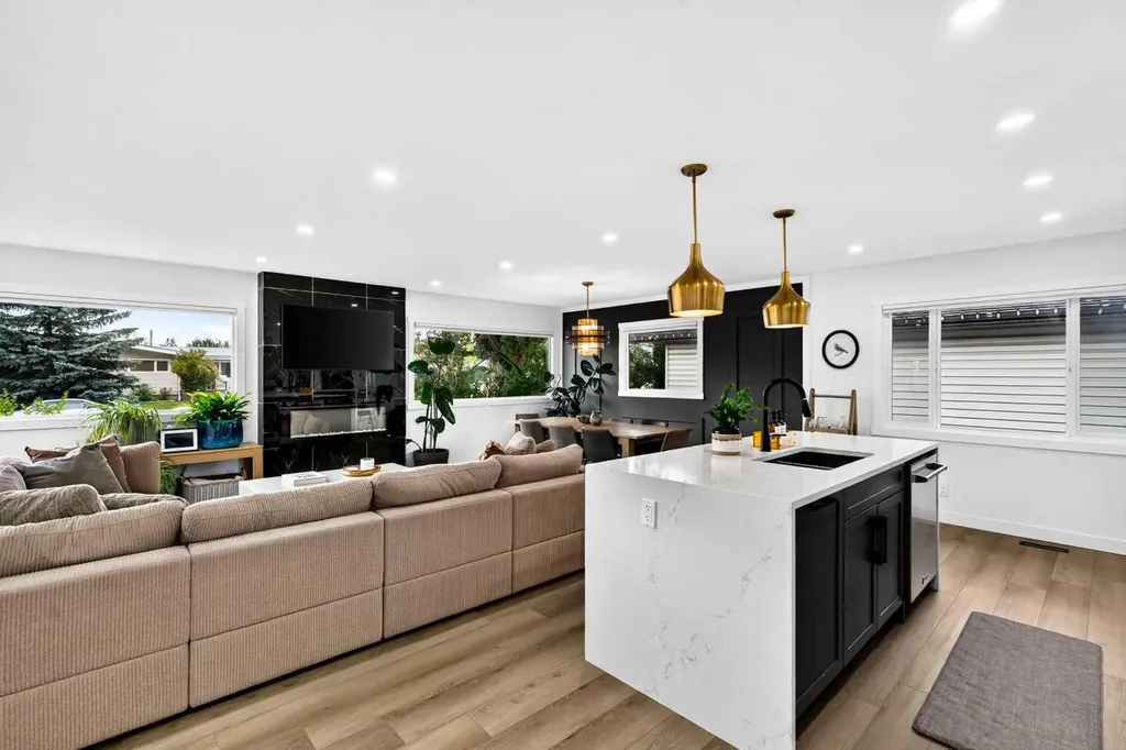 9512 Academy Drive SE Calgary AB T2J 1A7