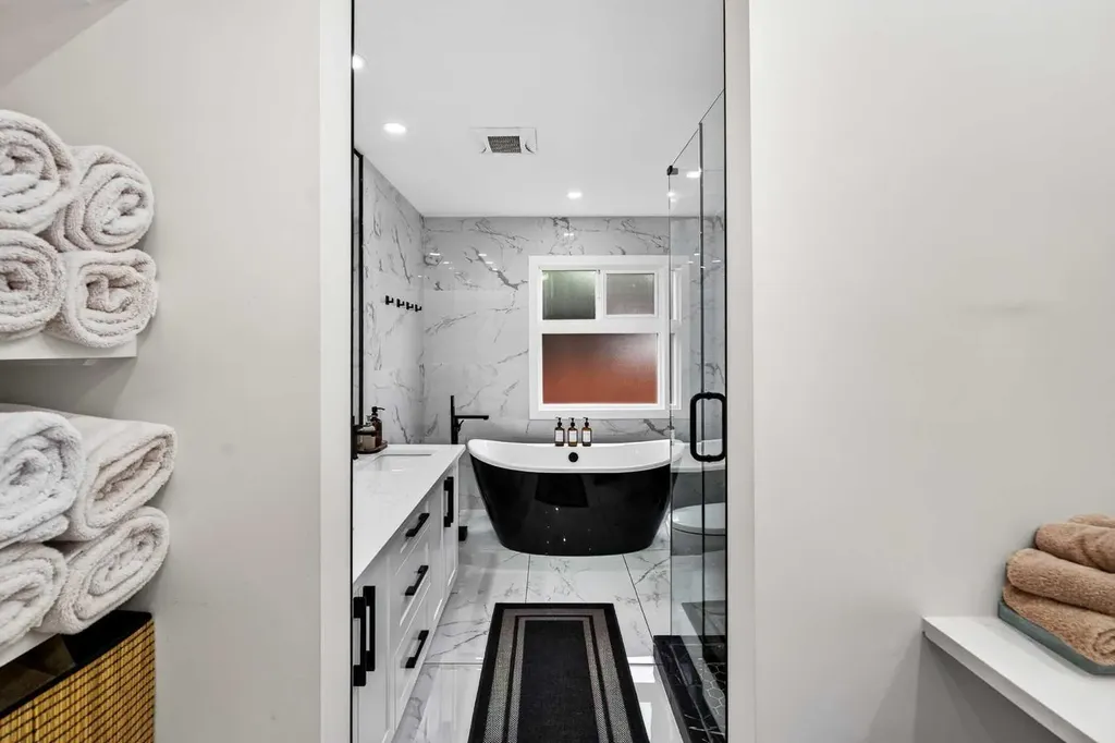 9512 Academy Drive SE Calgary AB T2J 1A7