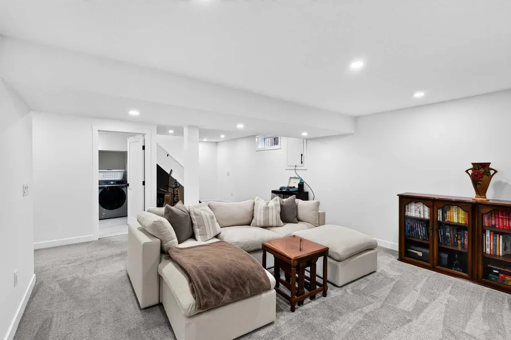 9512 Academy Drive SE Calgary AB T2J 1A7