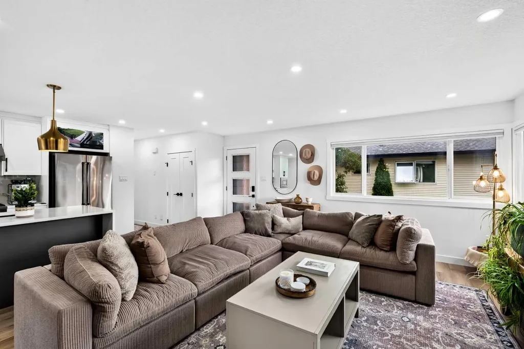 9512 Academy Drive SE Calgary AB T2J 1A7