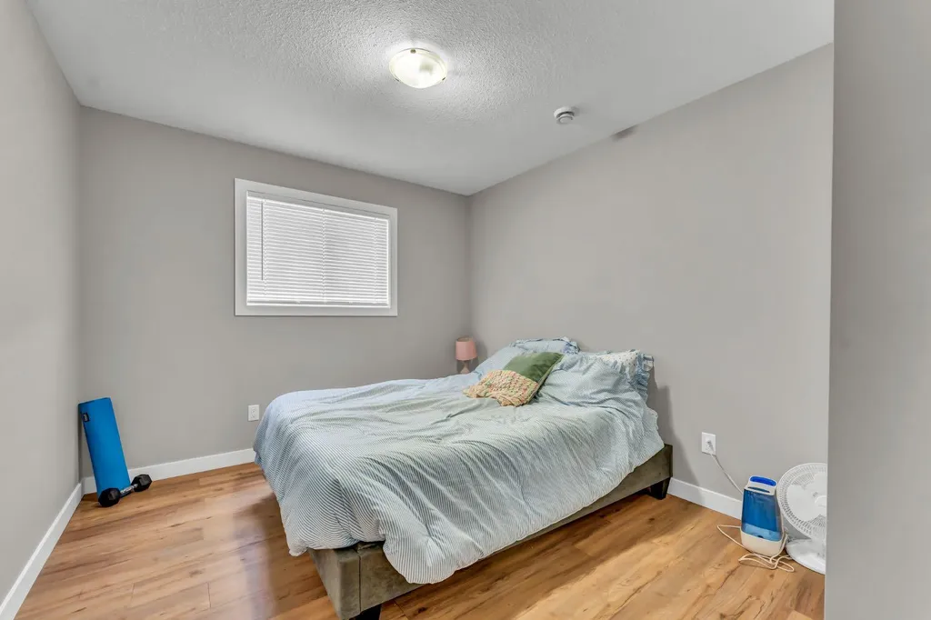 1804 29 Street SE Medicine Hat AB T1A 2J1