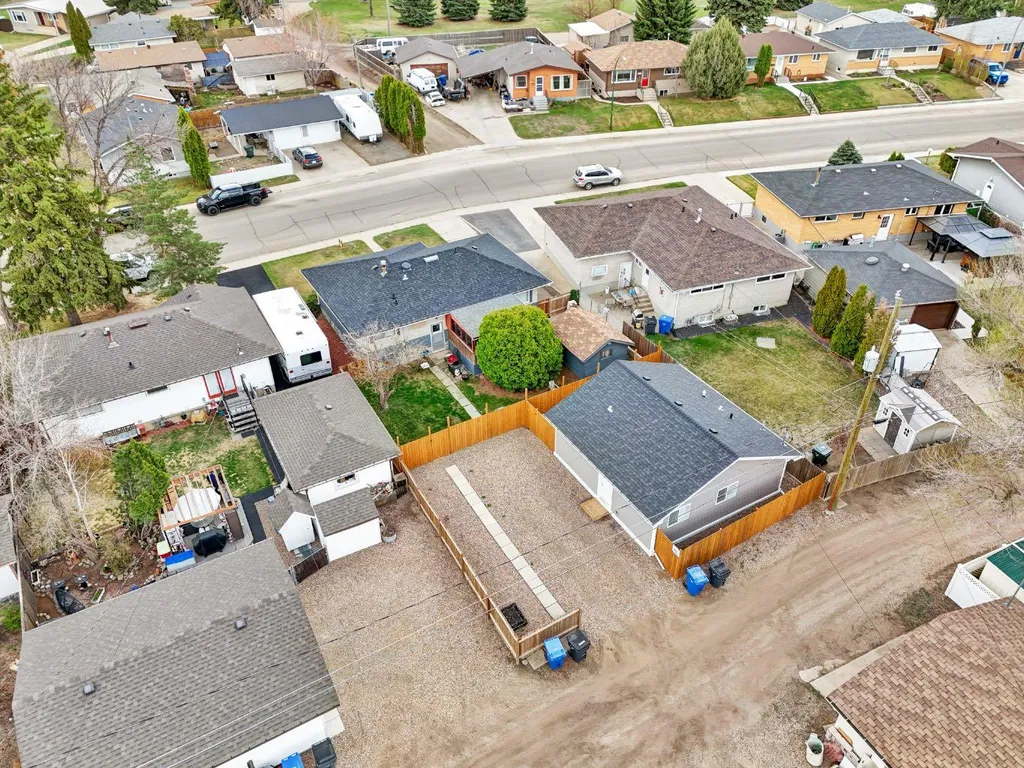 1804 29 Street SE Medicine Hat AB T1A 2J1