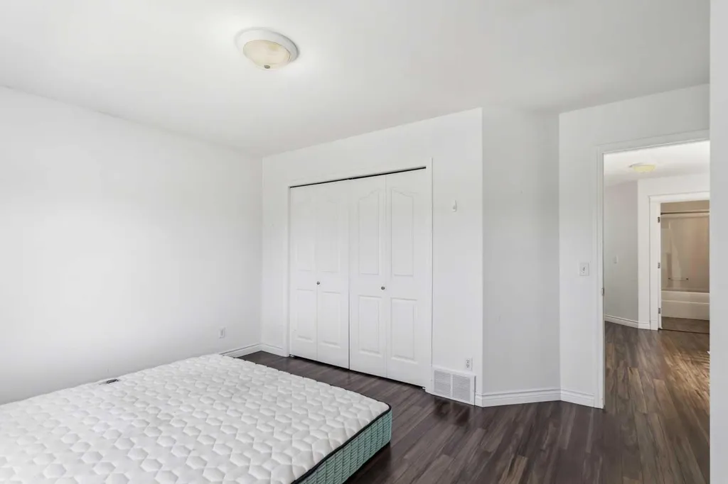 130 St. Laurent Way Fort Mcmurray AB T9K2K2