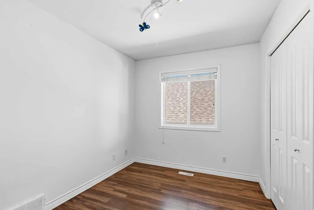 130 St. Laurent Way Fort Mcmurray AB T9K2K2