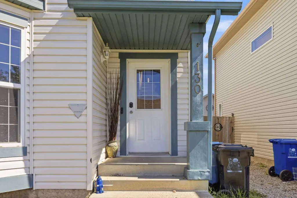 130 St. Laurent Way Fort Mcmurray AB T9K2K2