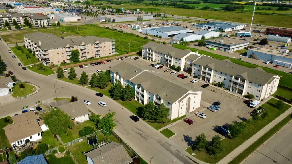 6608 42 Street Lloydminster AB T9V 3L1