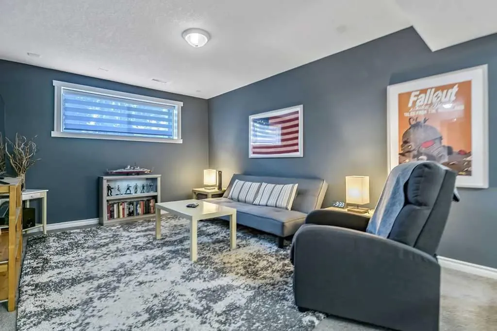 311 Penbrooke Crescent SE Calgary AB T2A 3T6