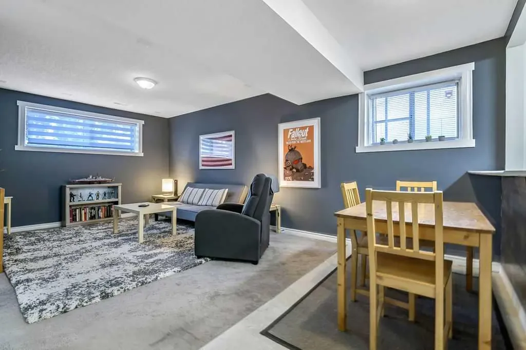 311 Penbrooke Crescent SE Calgary AB T2A 3T6
