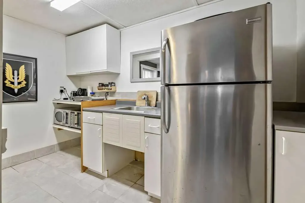 311 Penbrooke Crescent SE Calgary AB T2A 3T6