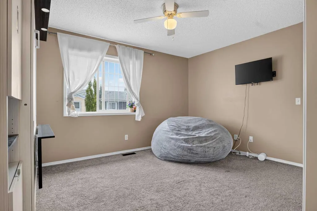 800 Yankee Valley Boulevard SE Airdrie AB T4A 2L2