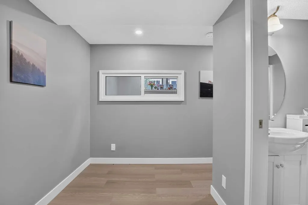 800 Yankee Valley Boulevard SE Airdrie AB T4A 2L2