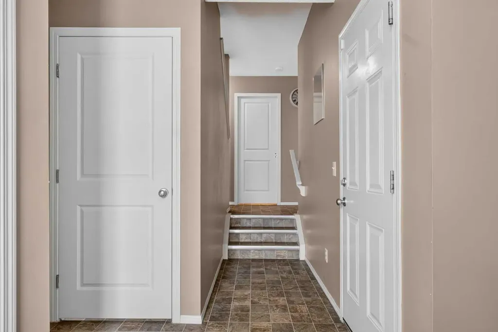 800 Yankee Valley Boulevard SE Airdrie AB T4A 2L2
