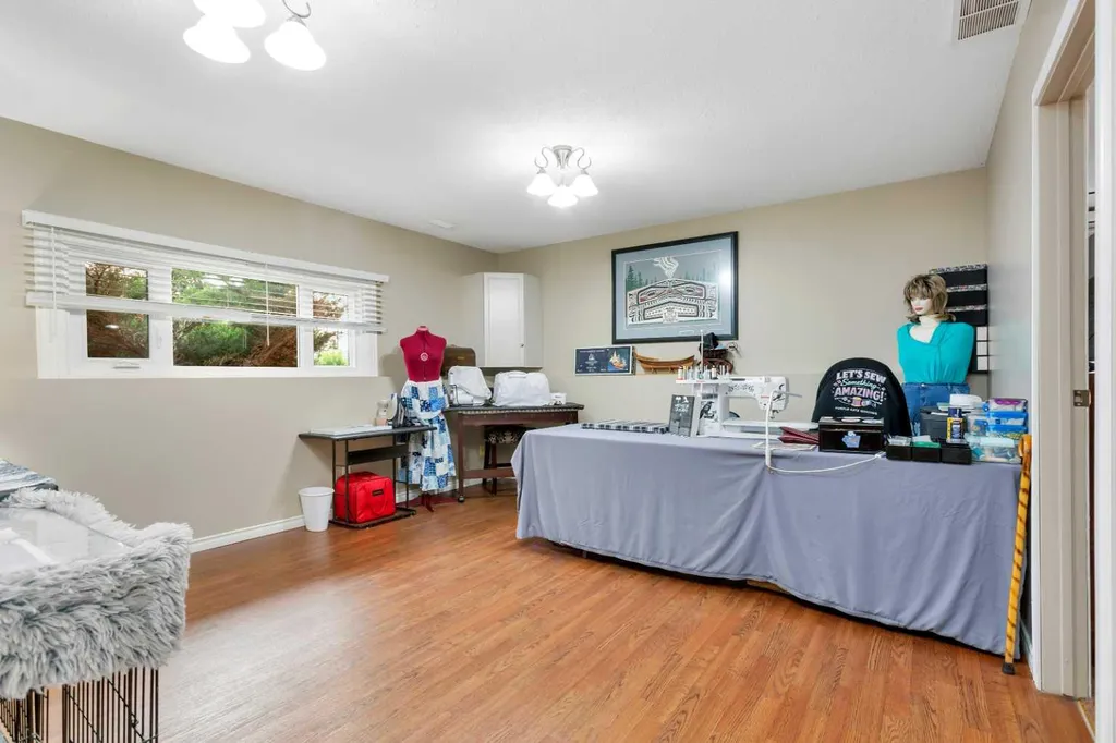 5323 53 Street Rocky Mountain House AB T4T 1G9