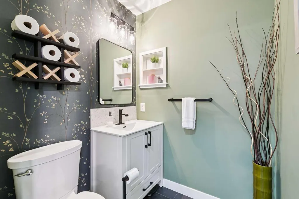 272 Woodfield Road SW Calgary AB T2W5P6