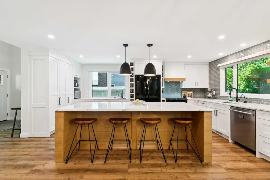 272 Woodfield Road SW Calgary AB T2W 3V9