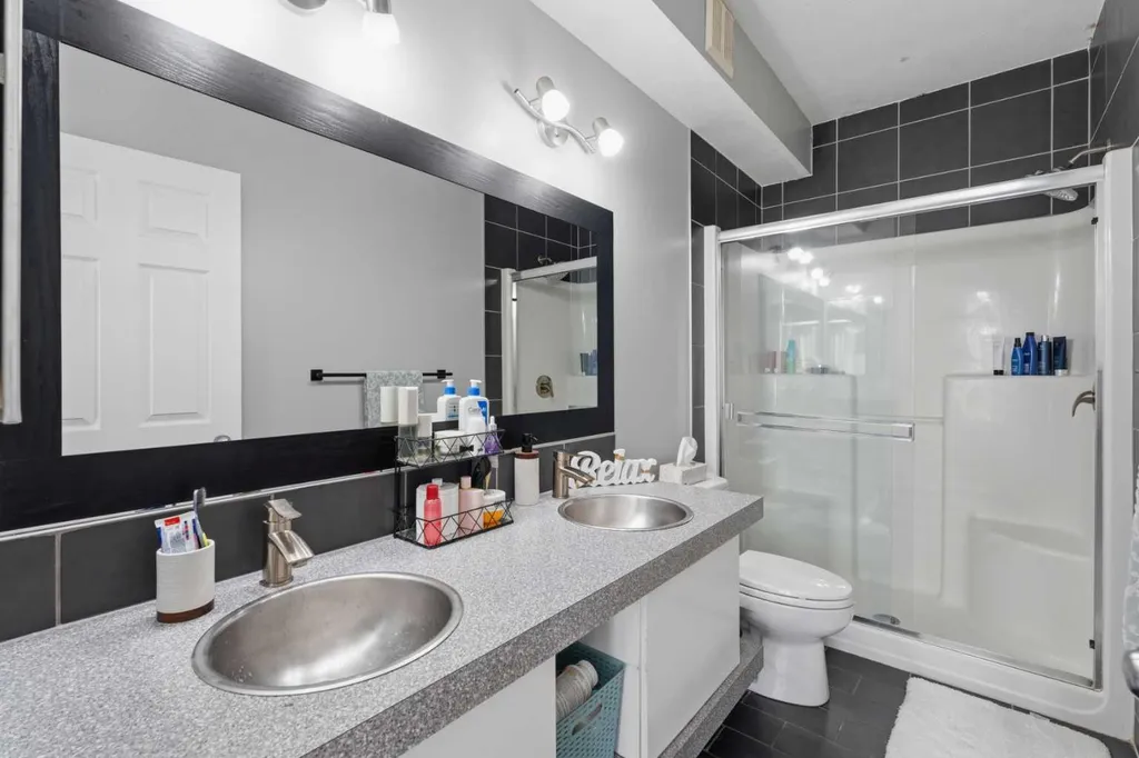 8000 Wentworth Drive SW Calgary AB T3H 5K9