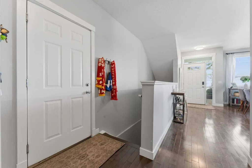 8000 Wentworth Drive SW Calgary AB T3C 0A2