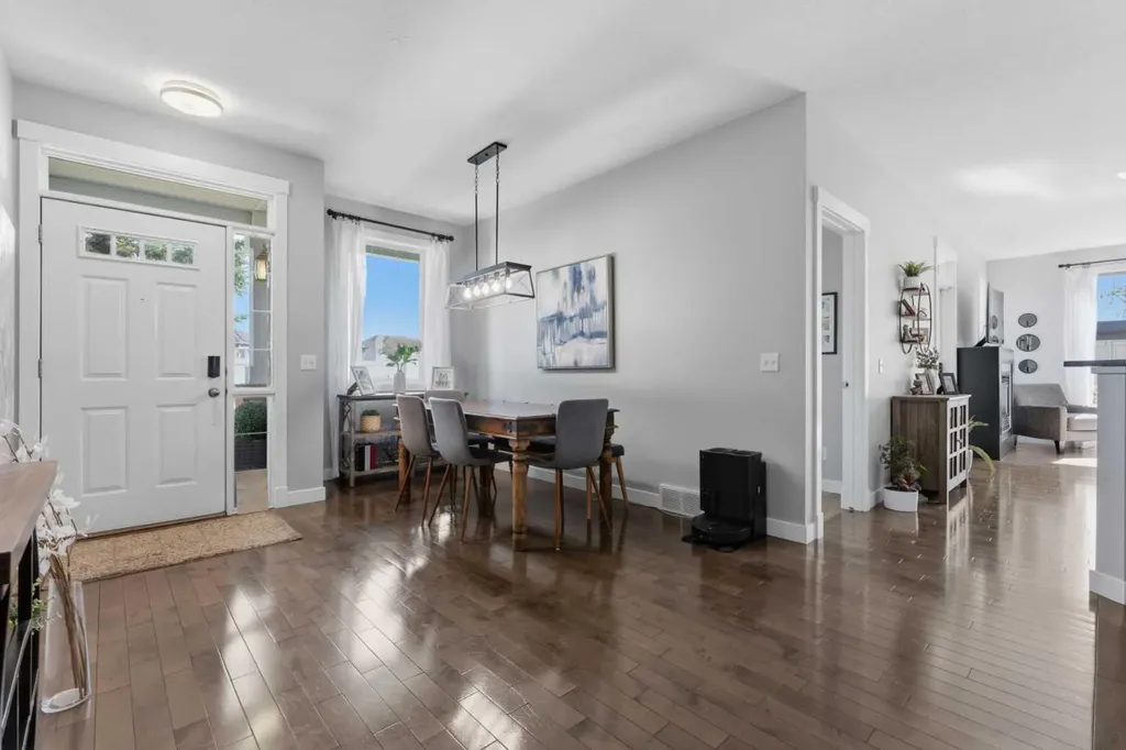 8000 Wentworth Drive SW Calgary AB T3C 0A2