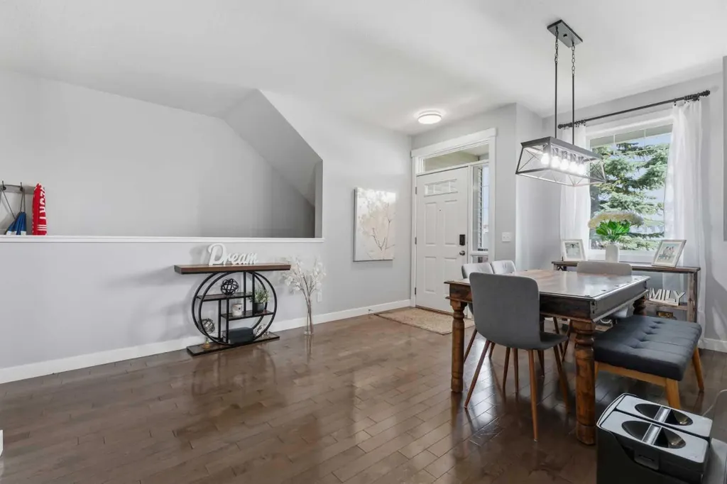 8000 Wentworth Drive SW Calgary AB T3H 5K9