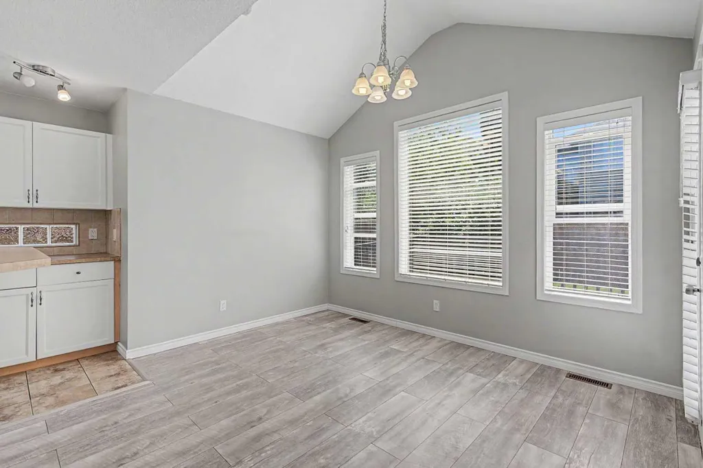 27 Bridlerange Circle SW Calgary AB T2Y5H4