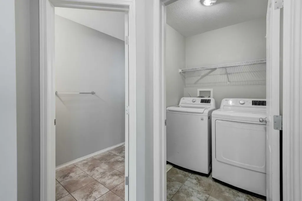 27 Bridlerange Circle SW Calgary AB T2Y5H4