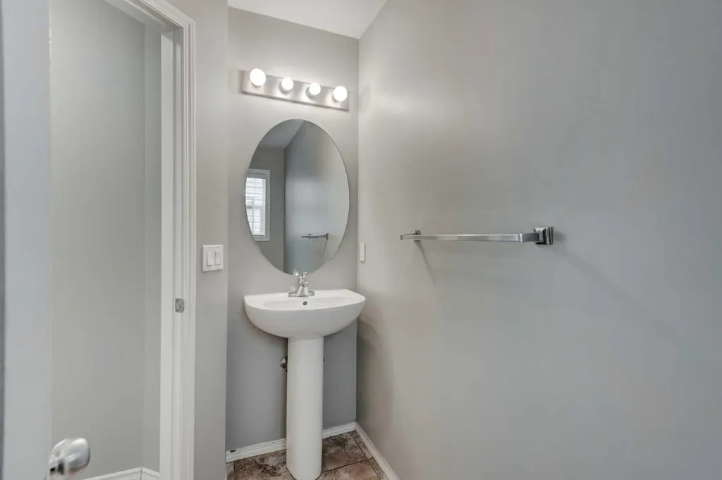 27 Bridlerange Circle SW Calgary AB T2Y5H4
