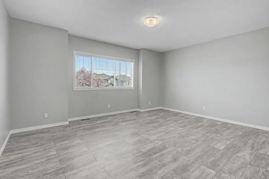 27 Bridlerange Circle SW Calgary AB T2Y5H4