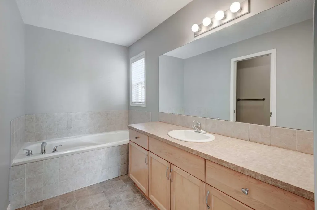 27 Bridlerange Circle SW Calgary AB T2Y5H4