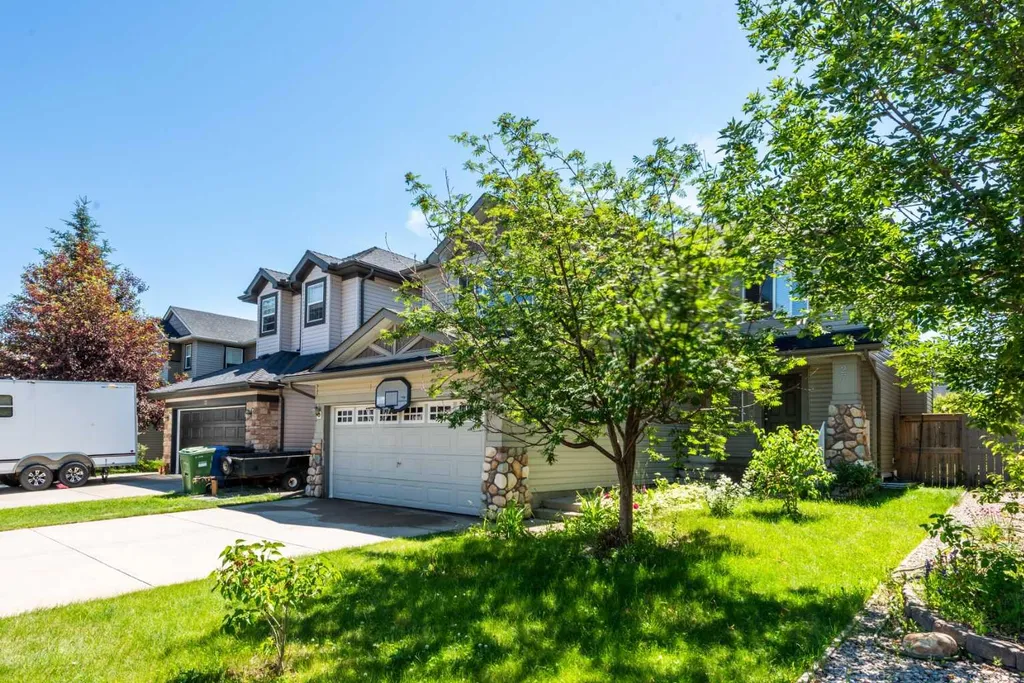 27 Bridlerange Circle SW Calgary AB T2Y5H4