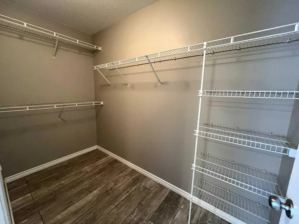 27 Bridlerange Circle SW Calgary AB T2Y5H4