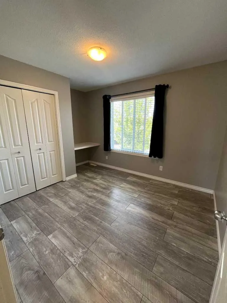 27 Bridlerange Circle SW Calgary AB T2Y5H4