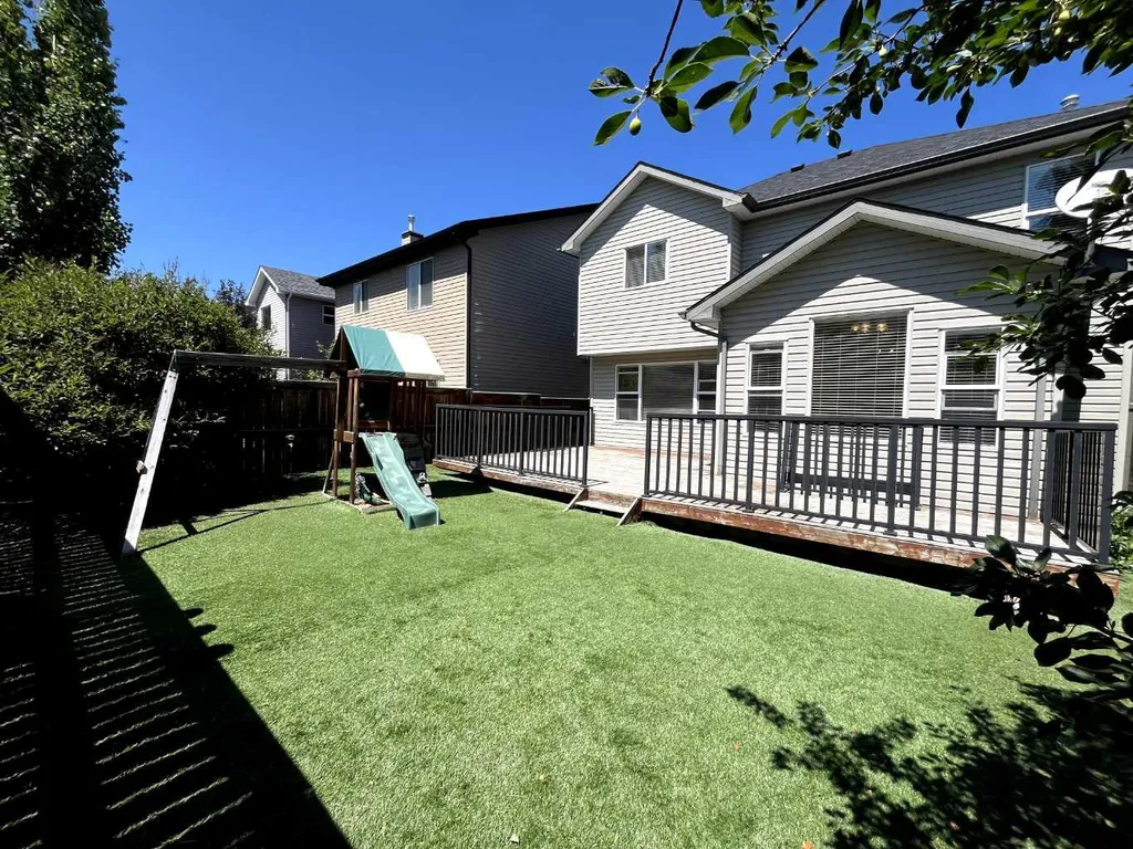 27 Bridlerange Circle SW Calgary AB T2Y5H4