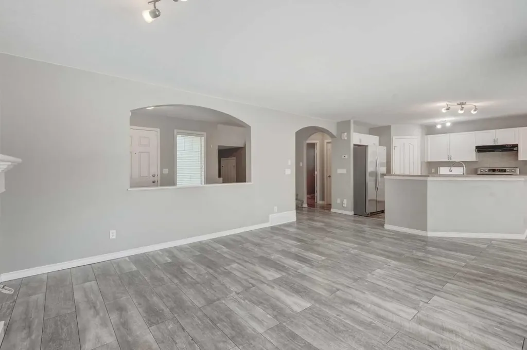 27 Bridlerange Circle SW Calgary AB T2Y5H4