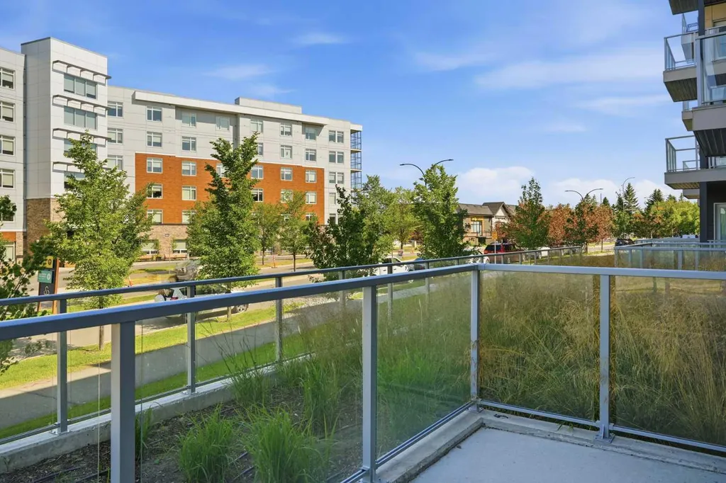 700 Shawnee Square SW Calgary AB T2Y0T6