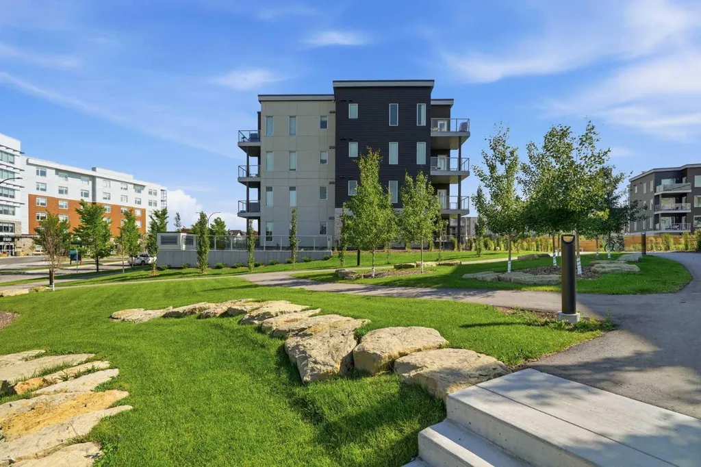 700 Shawnee Square SW Calgary AB T2Y0T6